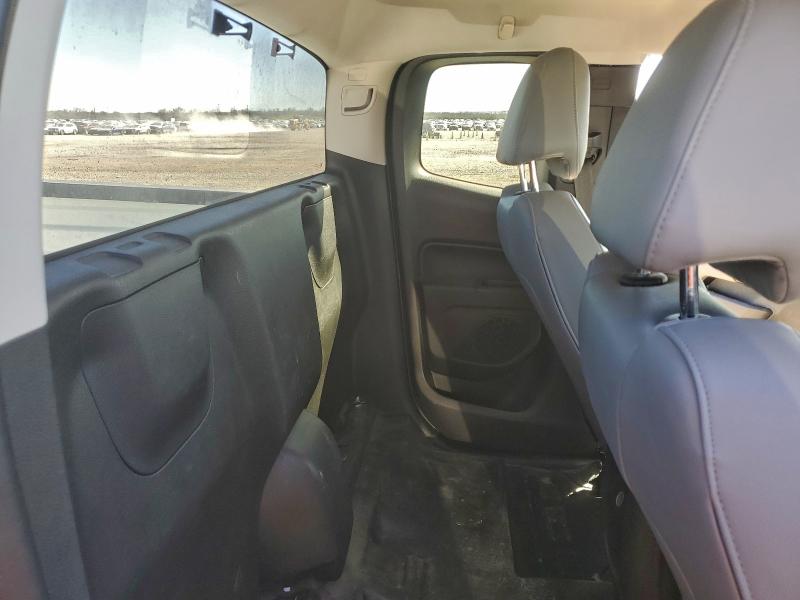 Фото 10 - CHEVROLET COLORADO