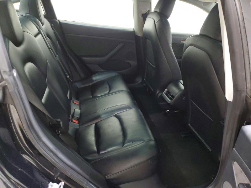 Фото 10 - TESLA MODEL 3