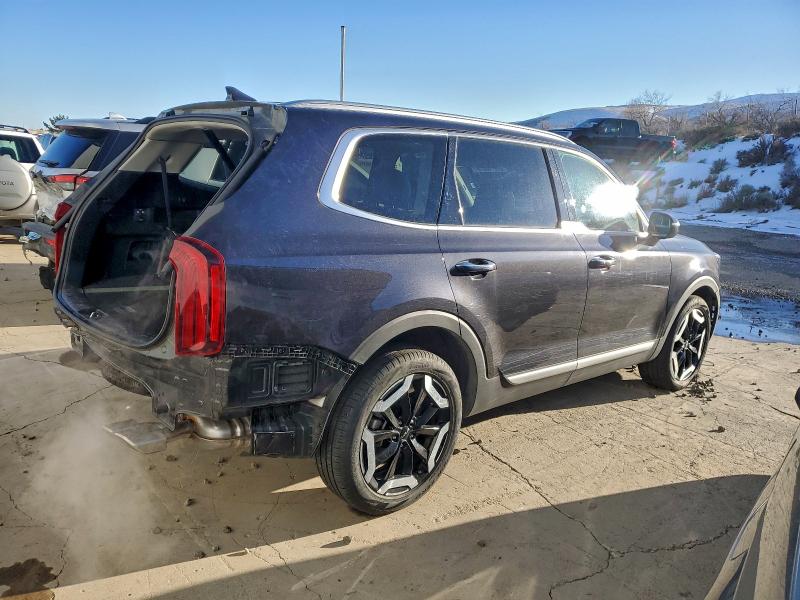 Фото 3 - KIA TELLURIDE