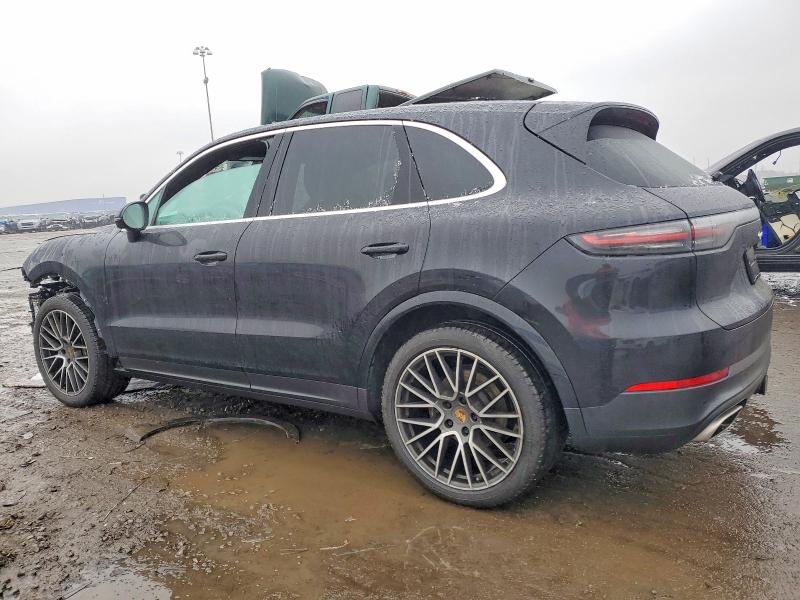 Фото 2 - PORSCHE CAYENNE