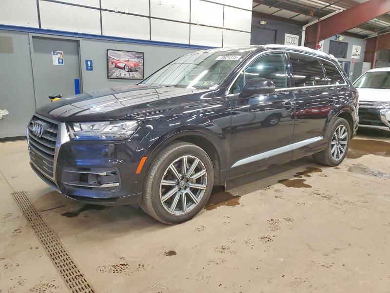 Фото 1 - AUDI Q7