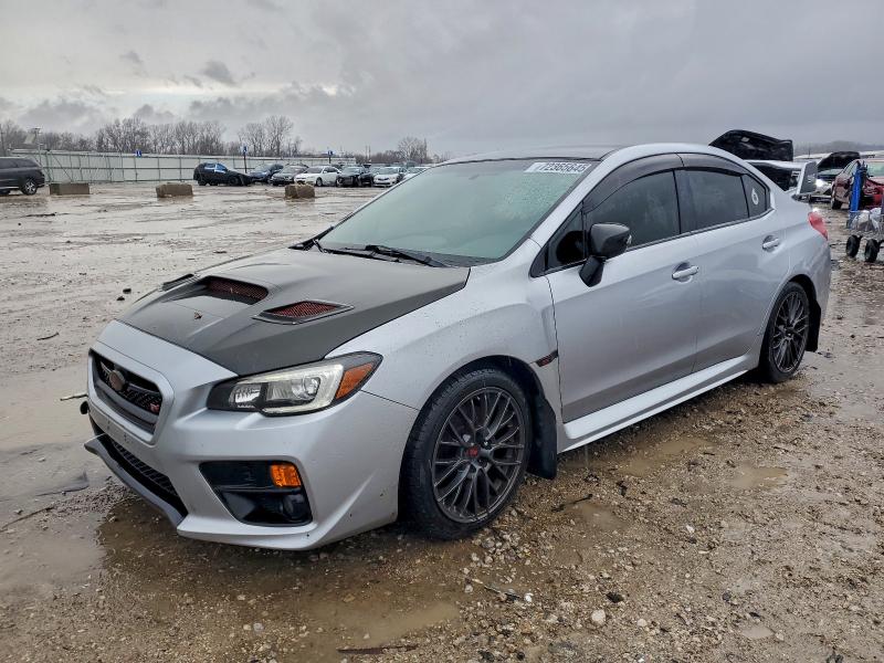Фото 1 - SUBARU WRX