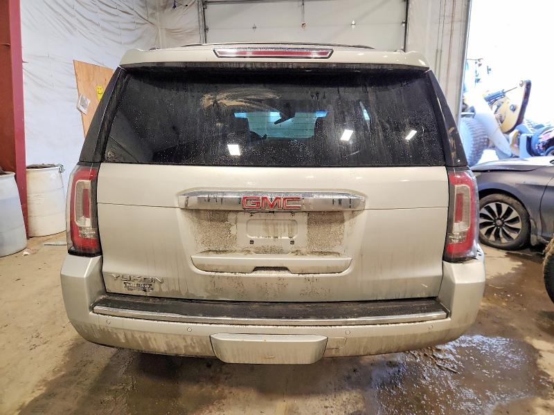Фото 6 - GMC YUKON