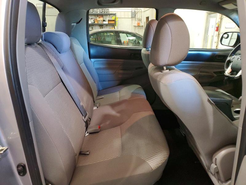 Фото 10 - TOYOTA TACOMA