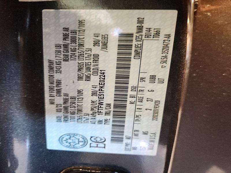 Фото 12 - FORD F-150