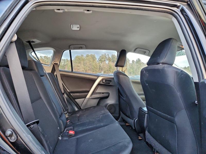 Фото 11 - TOYOTA RAV4