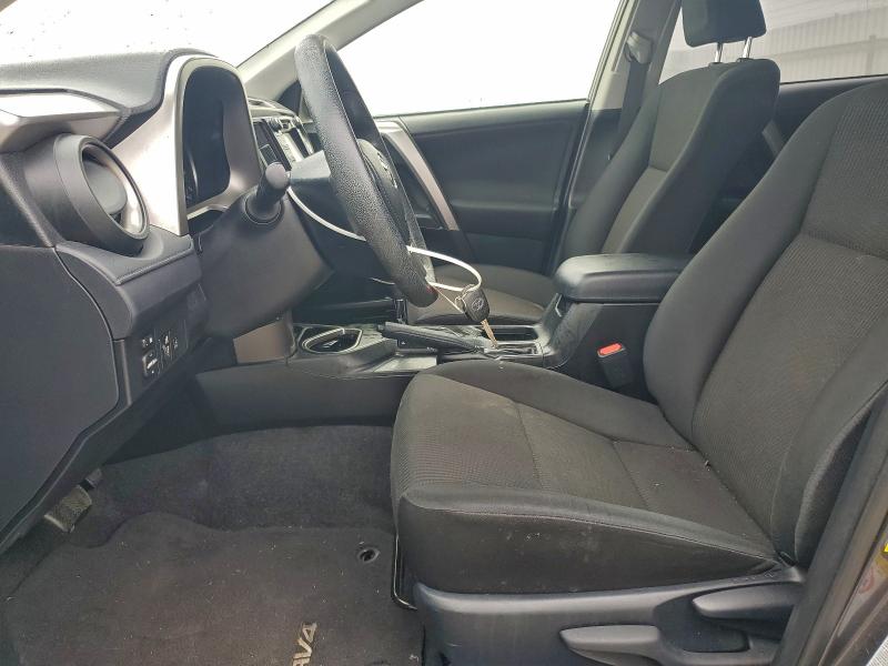 Фото 7 - TOYOTA RAV4