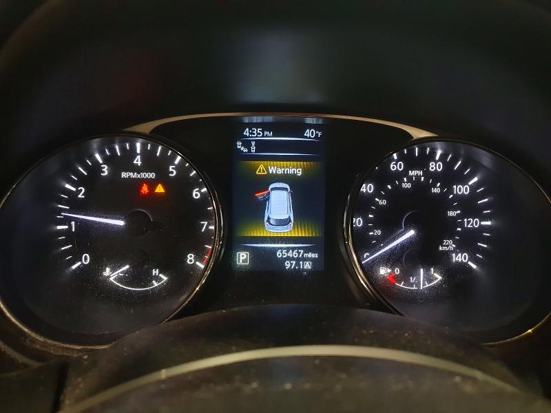 Фото 9 - NISSAN ROGUE