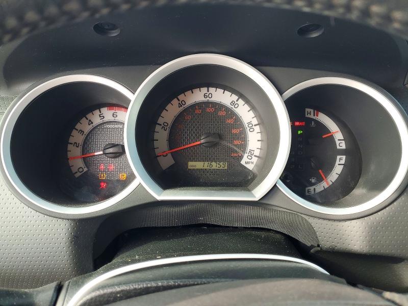 Фото 9 - TOYOTA TACOMA