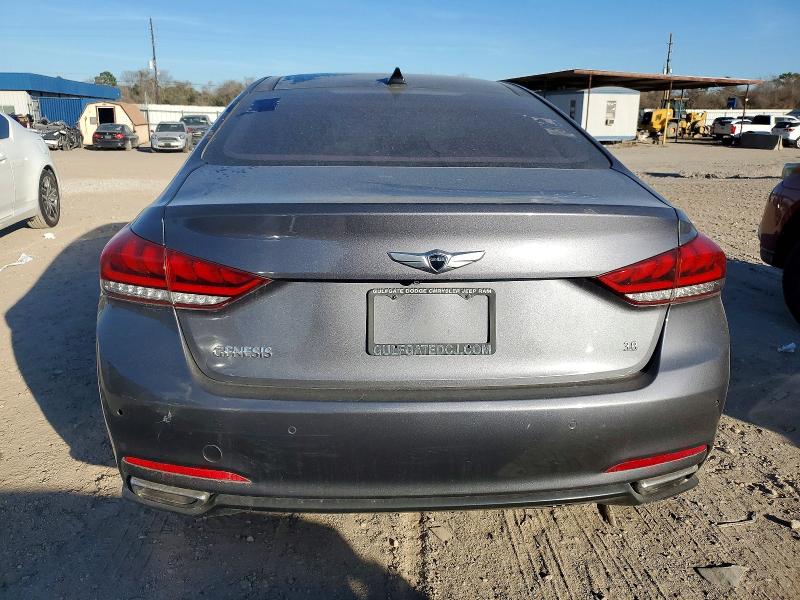 Фото 6 - HYUNDAI GENESIS