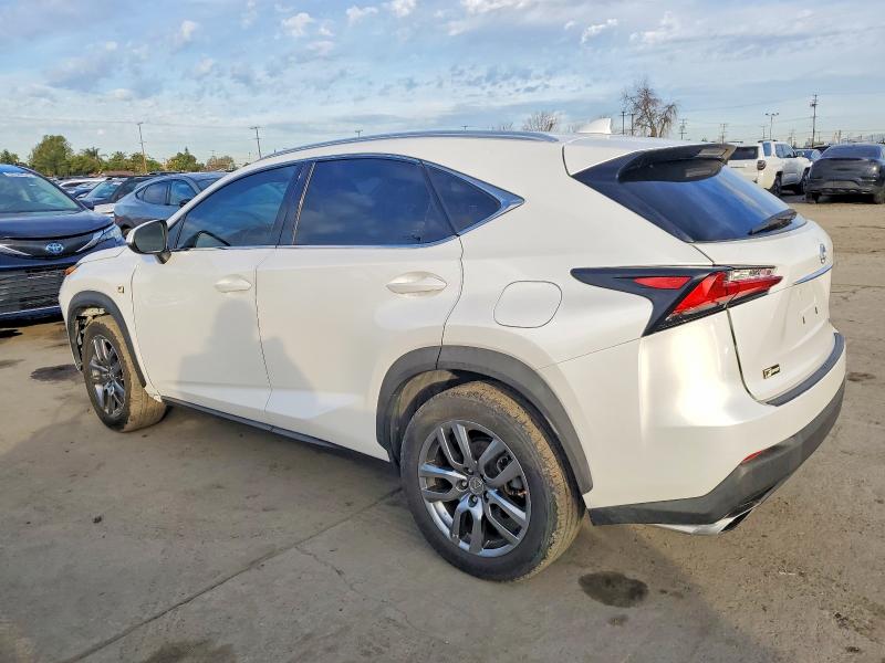 Фото 2 - LEXUS NX