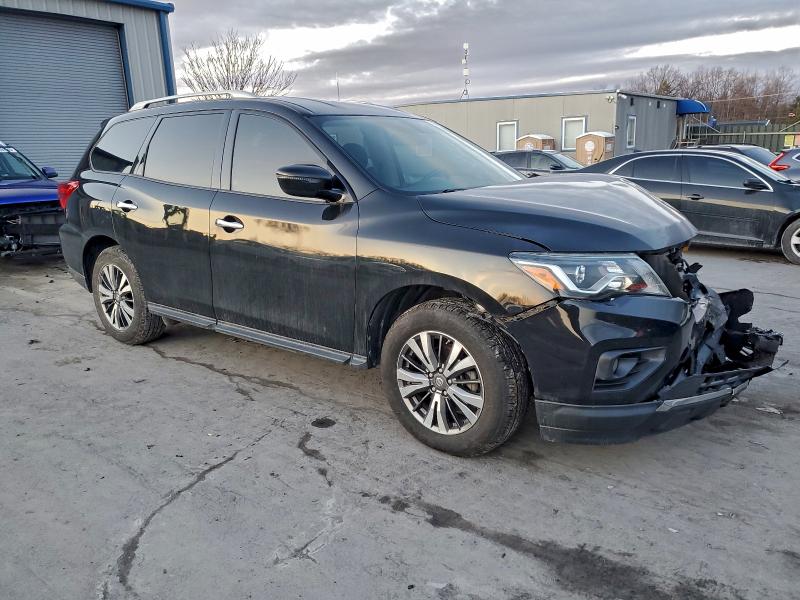 Фото 4 - NISSAN PATHFINDER