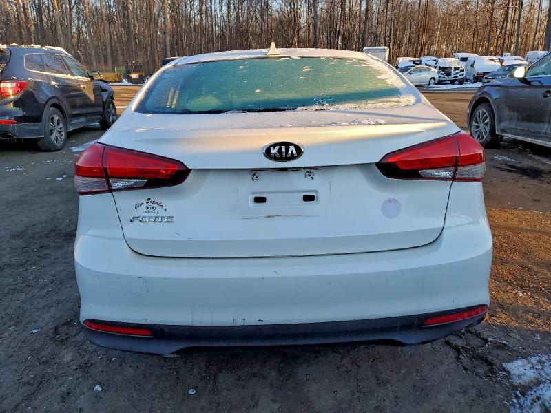 Фото 6 - KIA FORTE