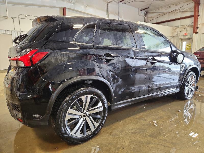 Фото 3 - MITSUBISHI OUTLANDER