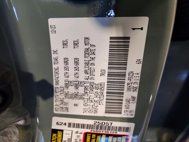 Фото 13 - TOYOTA TUNDRA