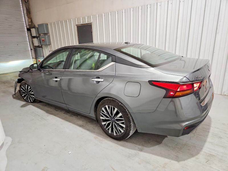 Фото 2 - NISSAN ALTIMA