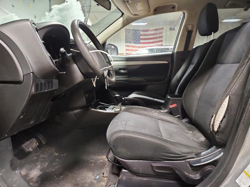 Фото 7 - MITSUBISHI OUTLANDER