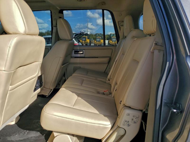 Фото 11 - FORD EXPEDITION
