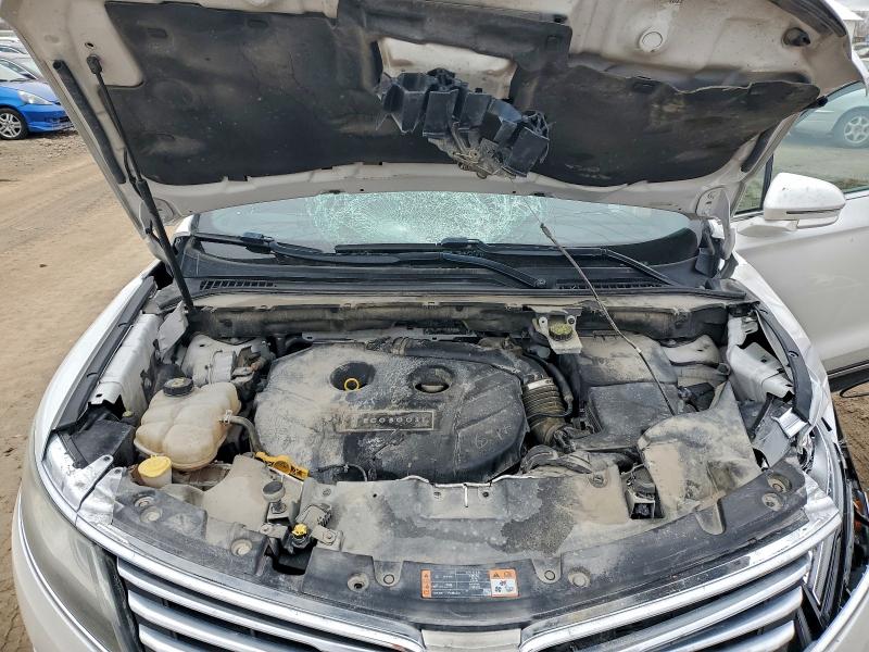 Фото 12 - LINCOLN MKZ