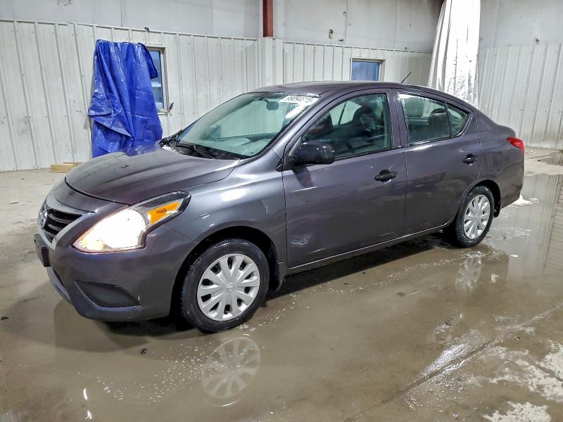 Фото 1 - NISSAN VERSA