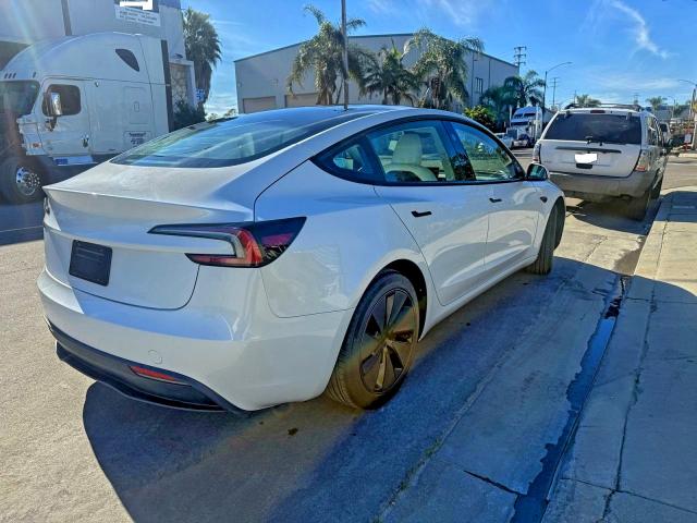 Фото 4 - TESLA MODEL 3