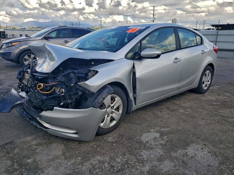 Фото 1 - KIA FORTE