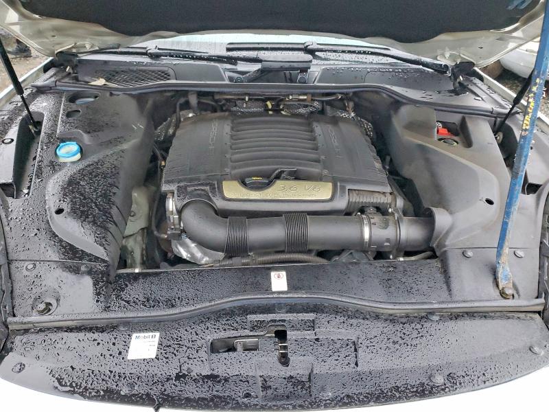 Фото 12 - PORSCHE CAYENNE