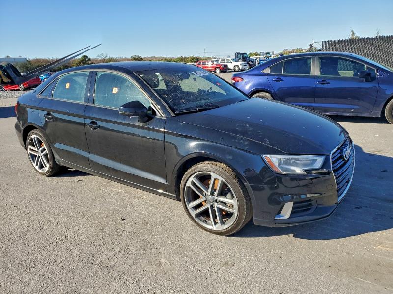 Фото 4 - AUDI A3