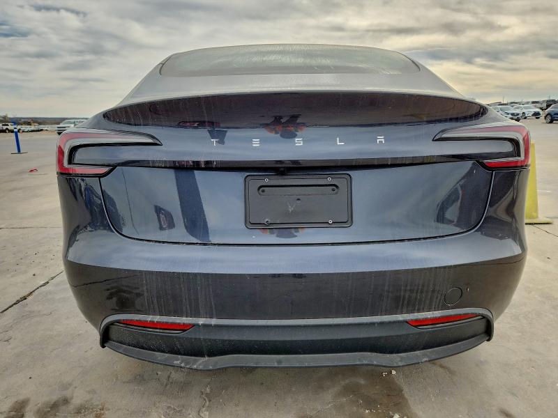 Фото 6 - TESLA MODEL 3