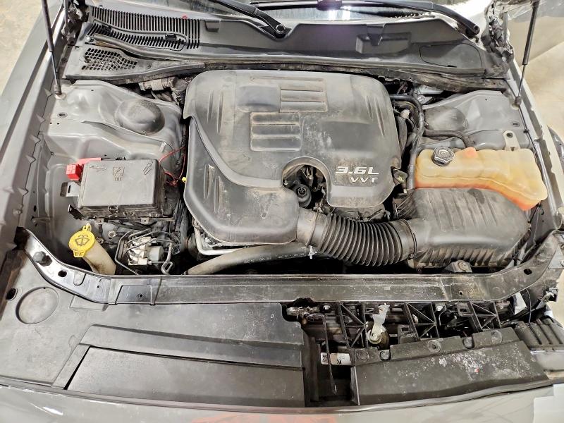 Фото 11 - DODGE CHALLENGER