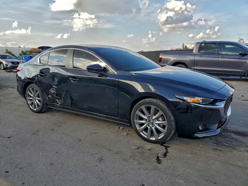 Фото 4 - MAZDA 3