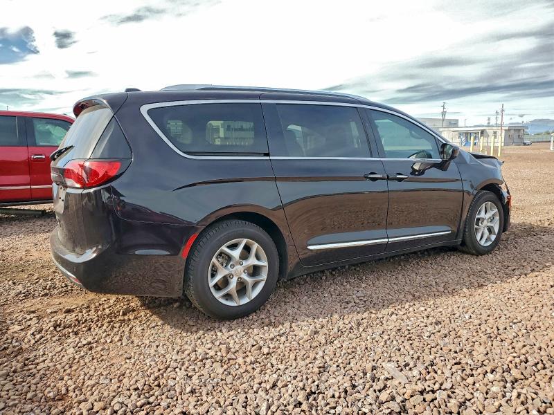 Фото 3 - CHRYSLER PACIFICA