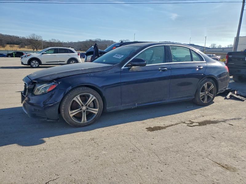 Фото 1 - MERCEDES-BENZ E-CLASS