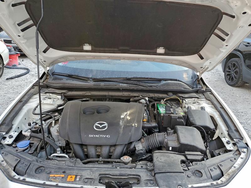 Фото 11 - MAZDA 3