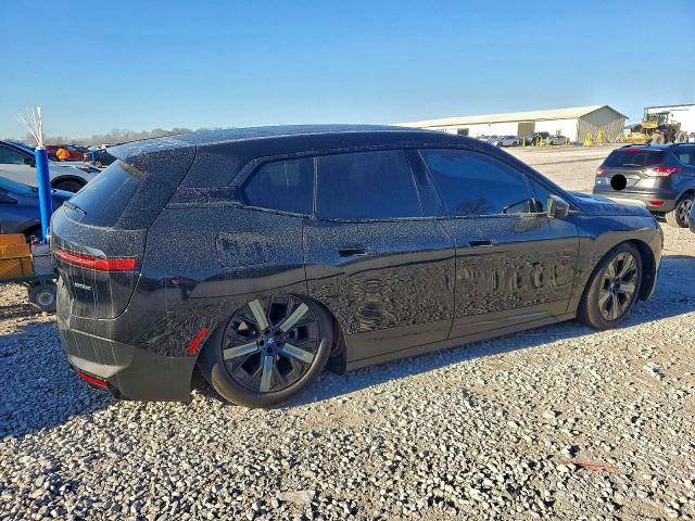 Фото 3 - BMW IX XDRIVE5