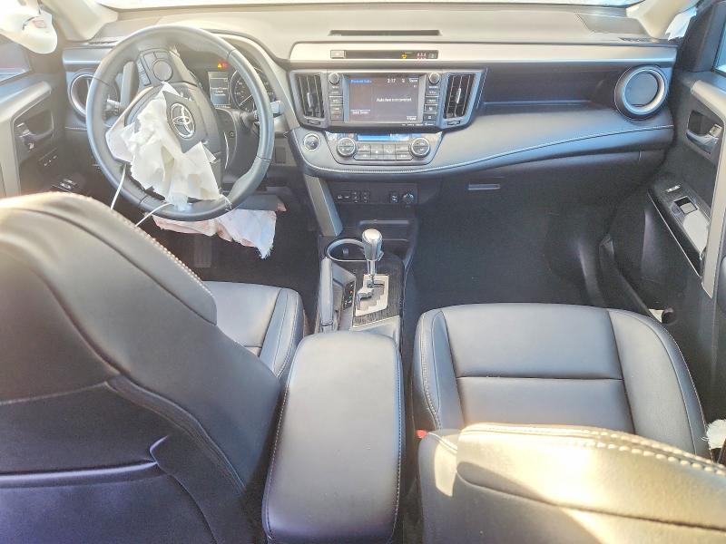 Фото 8 - TOYOTA RAV4