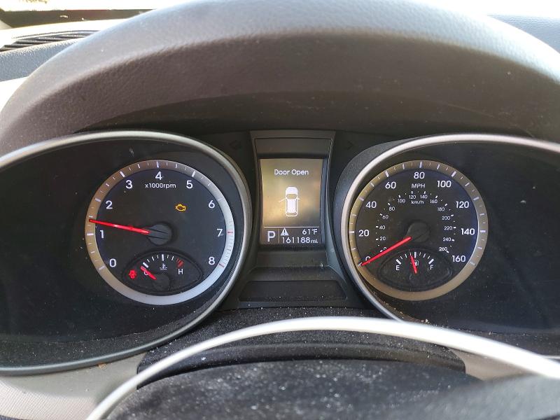 Фото 9 - HYUNDAI SANTA FE