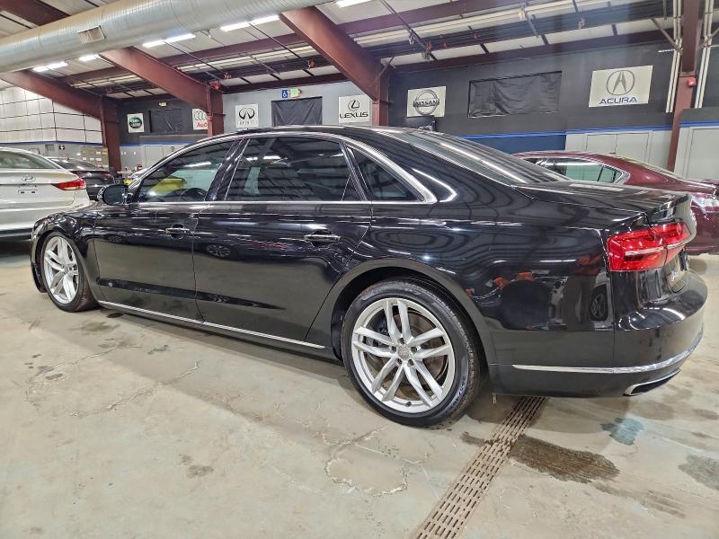 Фото 2 - AUDI A8