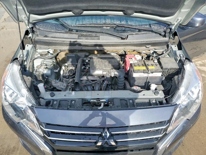 Фото 11 - MITSUBISHI MIRAGE