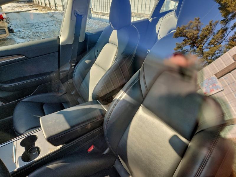 Фото 10 - TESLA MODEL 3