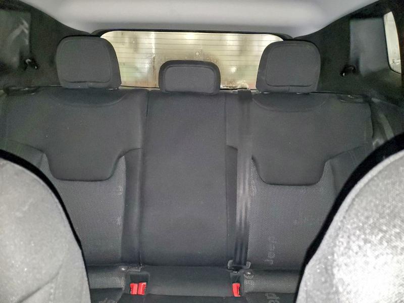 Фото 10 - JEEP RENEGADE