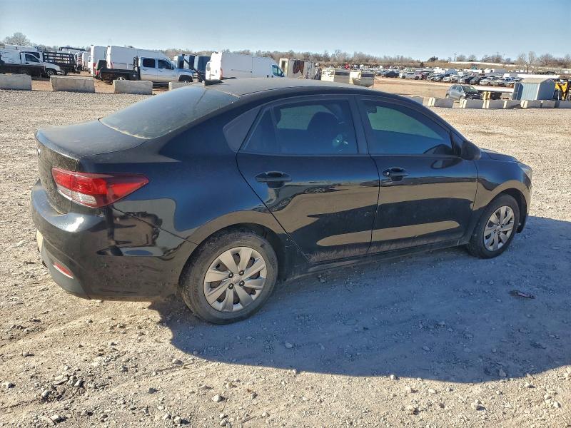 Фото 3 - KIA RIO