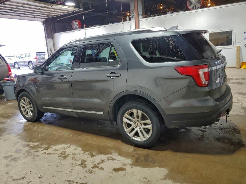 Фото 2 - FORD EXPLORER