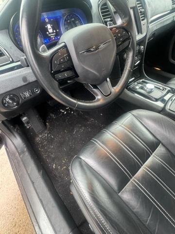 Фото 7 - CHRYSLER 300