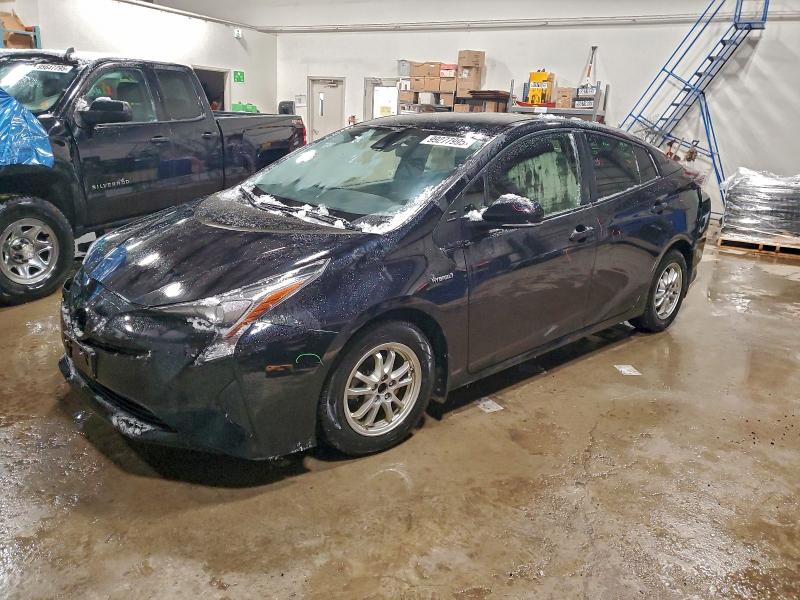 Фото 1 - TOYOTA PRIUS