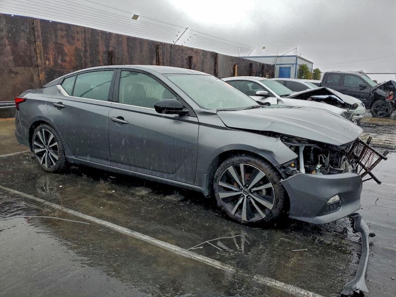 Фото 4 - NISSAN ALTIMA