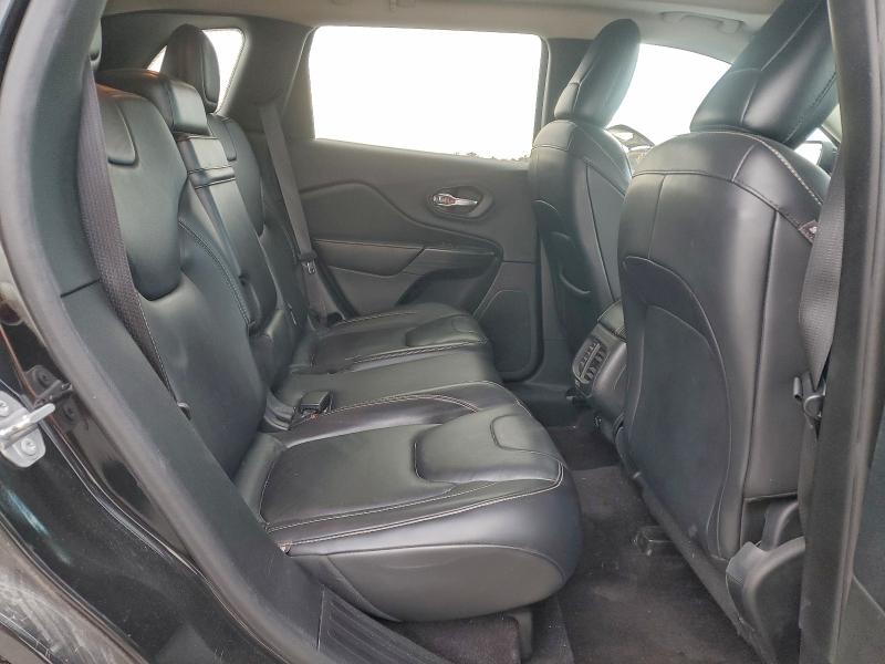 Фото 11 - JEEP GRAND CHER