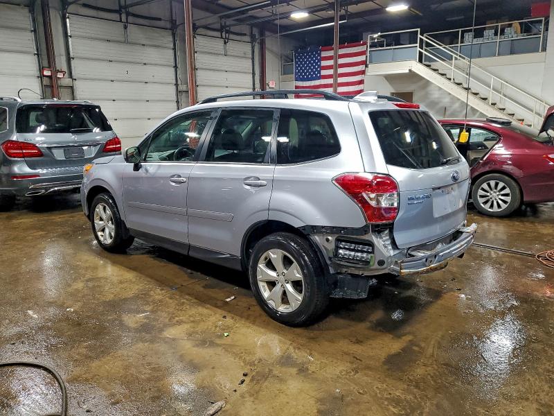 Фото 2 - SUBARU FORESTER