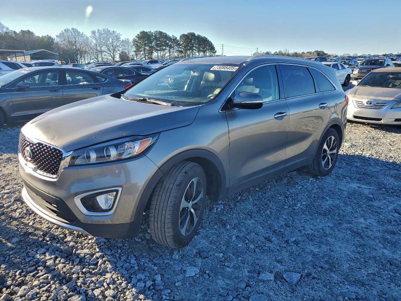 Фото 1 - KIA SORENTO