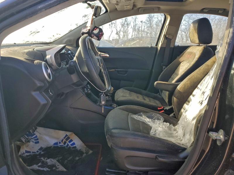 Фото 7 - CHEVROLET SONIC